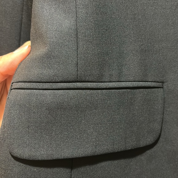 The blazer size 6 - Picture 5 of 11